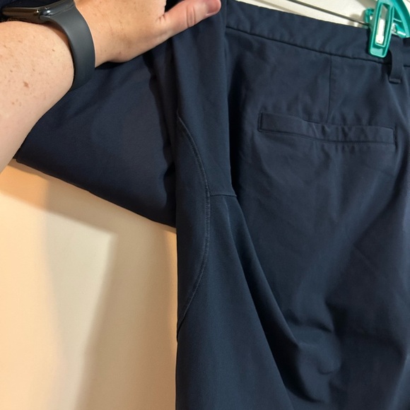 Lululemon Commission Short Relaxed *Warpstreme 11" - Picture 7 of 7